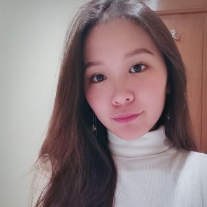 Meet your Posher, Esther